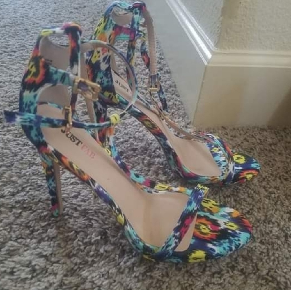 Just Fab Multi-color Heels
